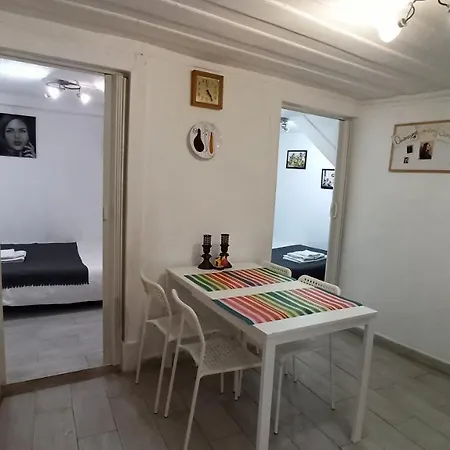 Апартаменты Martim Moniz Low Cost